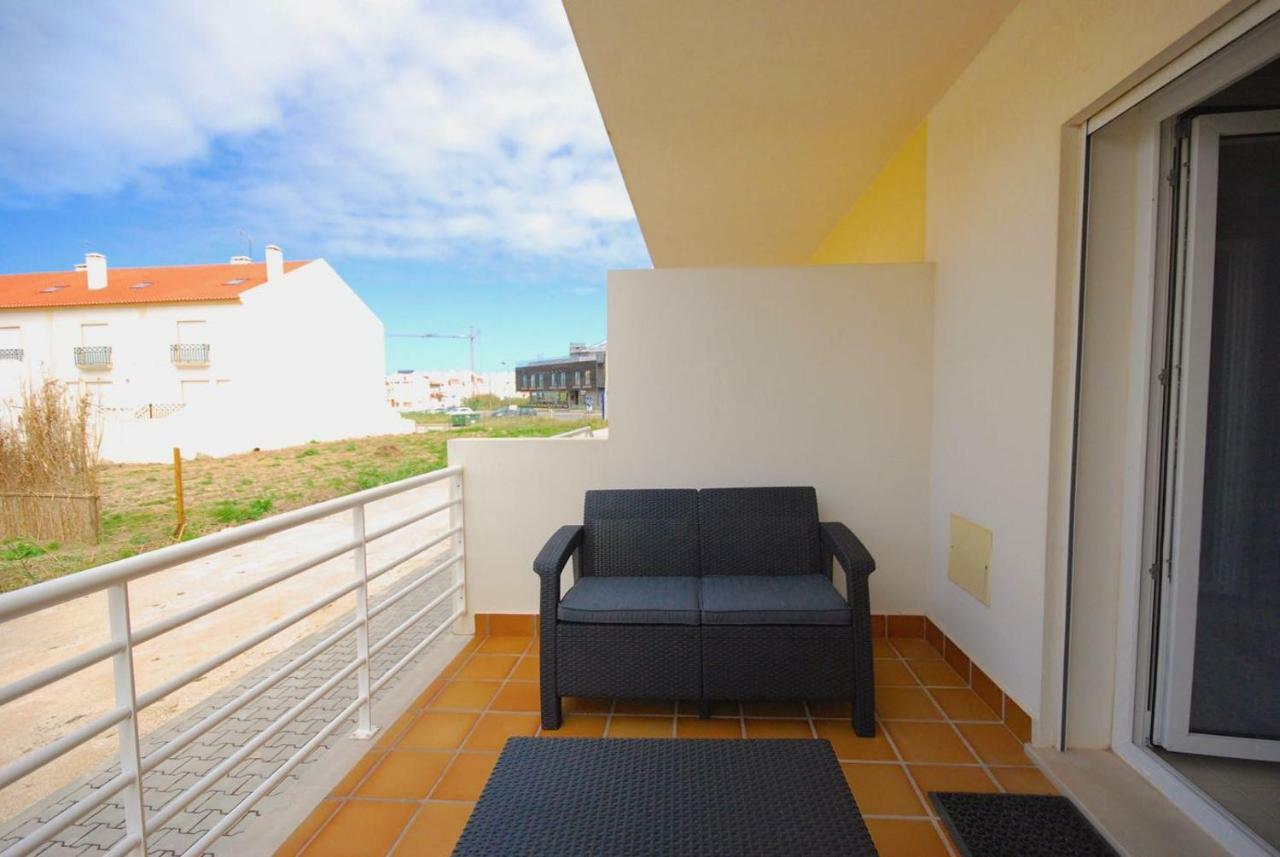 Marta Apartment - Balcony, Patio, Pool Ferrel  Exterior foto